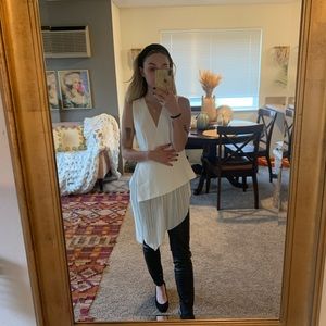 White BCBG Top, never worn.